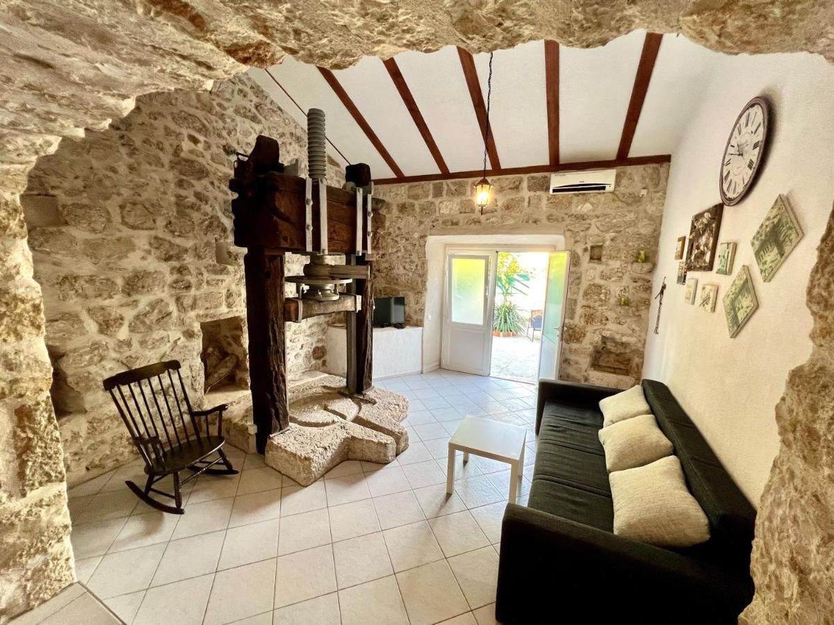 Toni - Apartment
